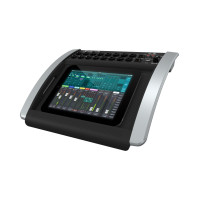 BEHRINGER X18