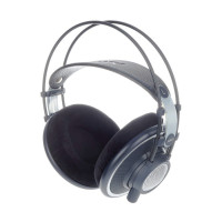AKG K702